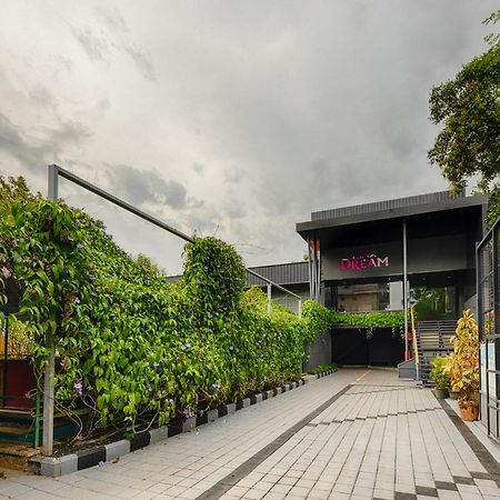 Vidya Residency Hotel Thrissur ภายนอก รูปภาพ