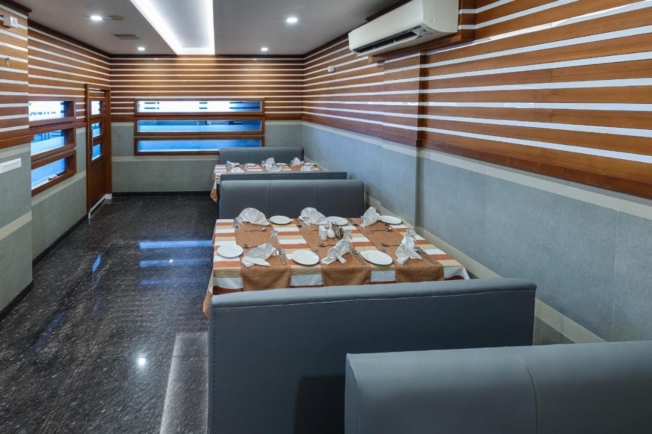 Vidya Residency Hotel Thrissur ภายนอก รูปภาพ
