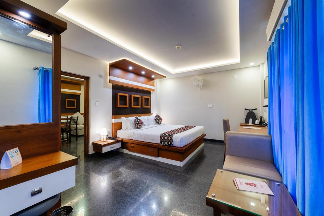 Vidya Residency Hotel Thrissur ภายนอก รูปภาพ