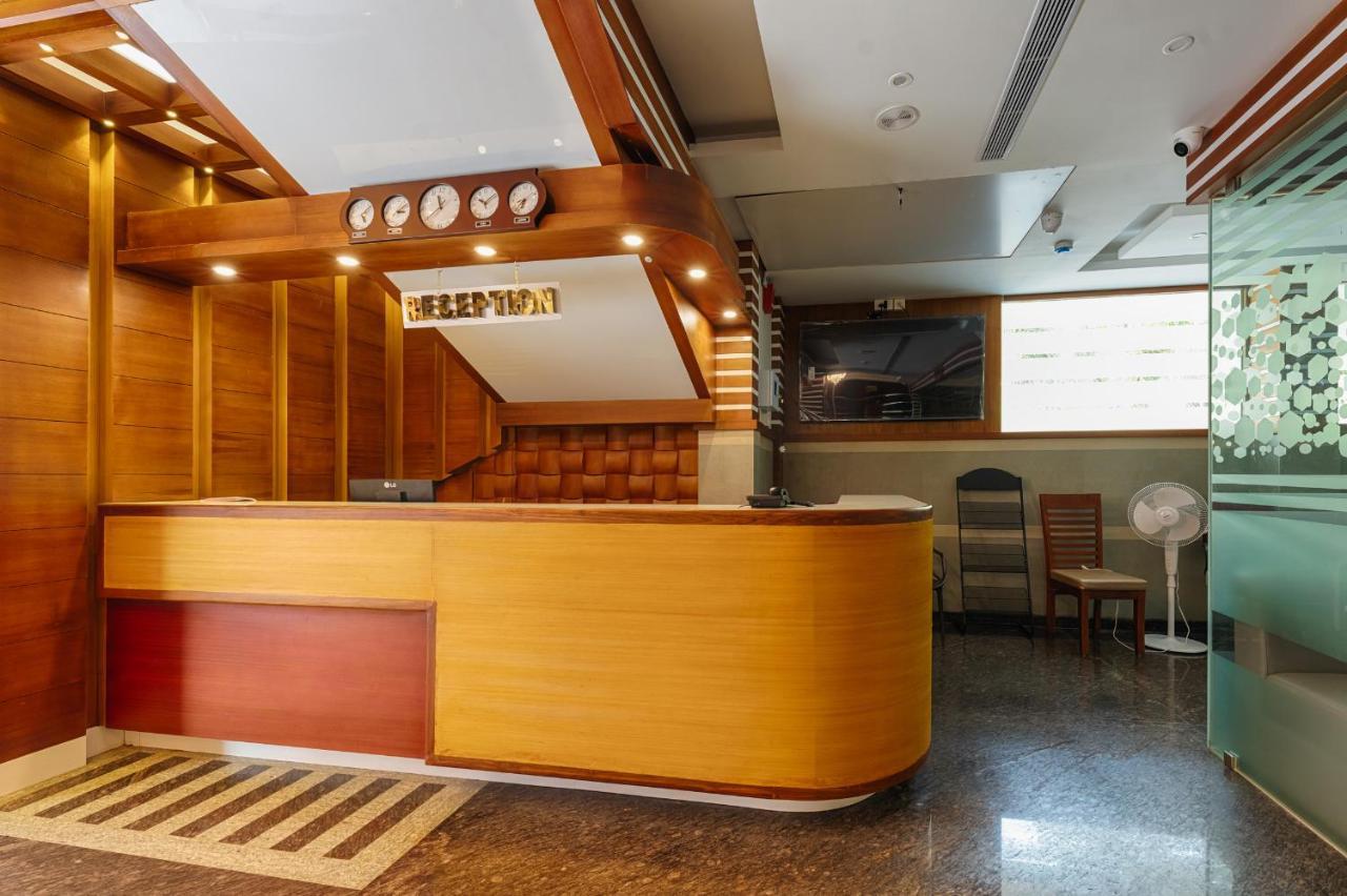 Vidya Residency Hotel Thrissur ภายนอก รูปภาพ