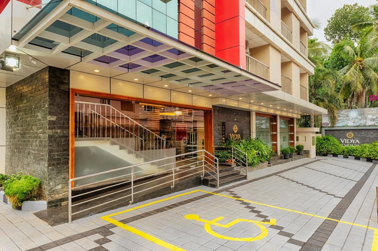 Vidya Residency Hotel Thrissur ภายนอก รูปภาพ