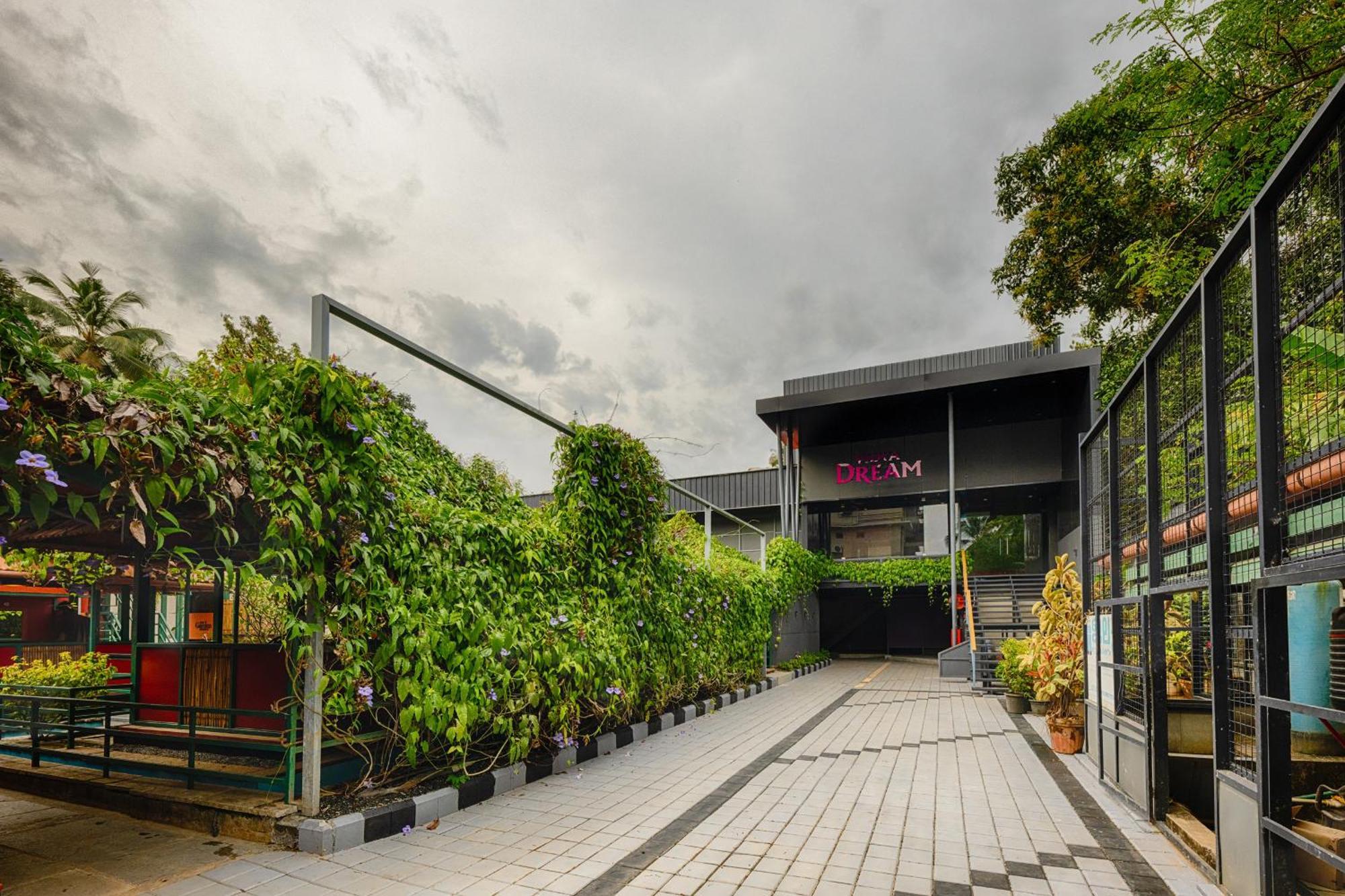 Vidya Residency Hotel Thrissur ภายนอก รูปภาพ